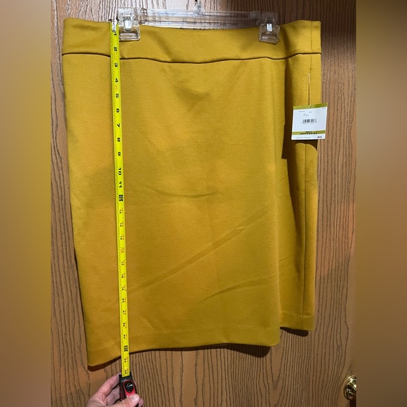 NWT Kasper mustard Pencil Skirt size 14 - Picture 5 of 8